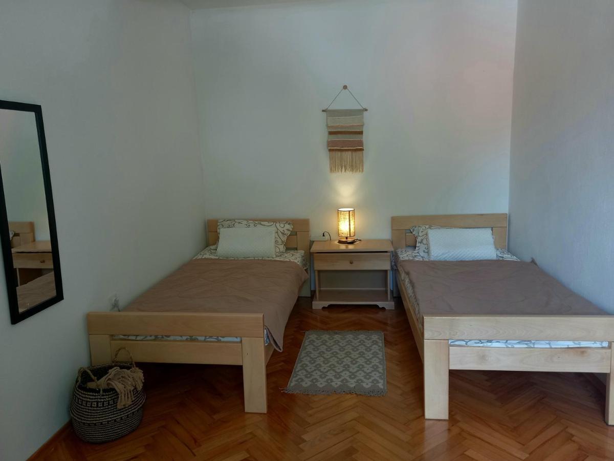 Konak Ugnji-Village Cetinje Eksteriør bilde