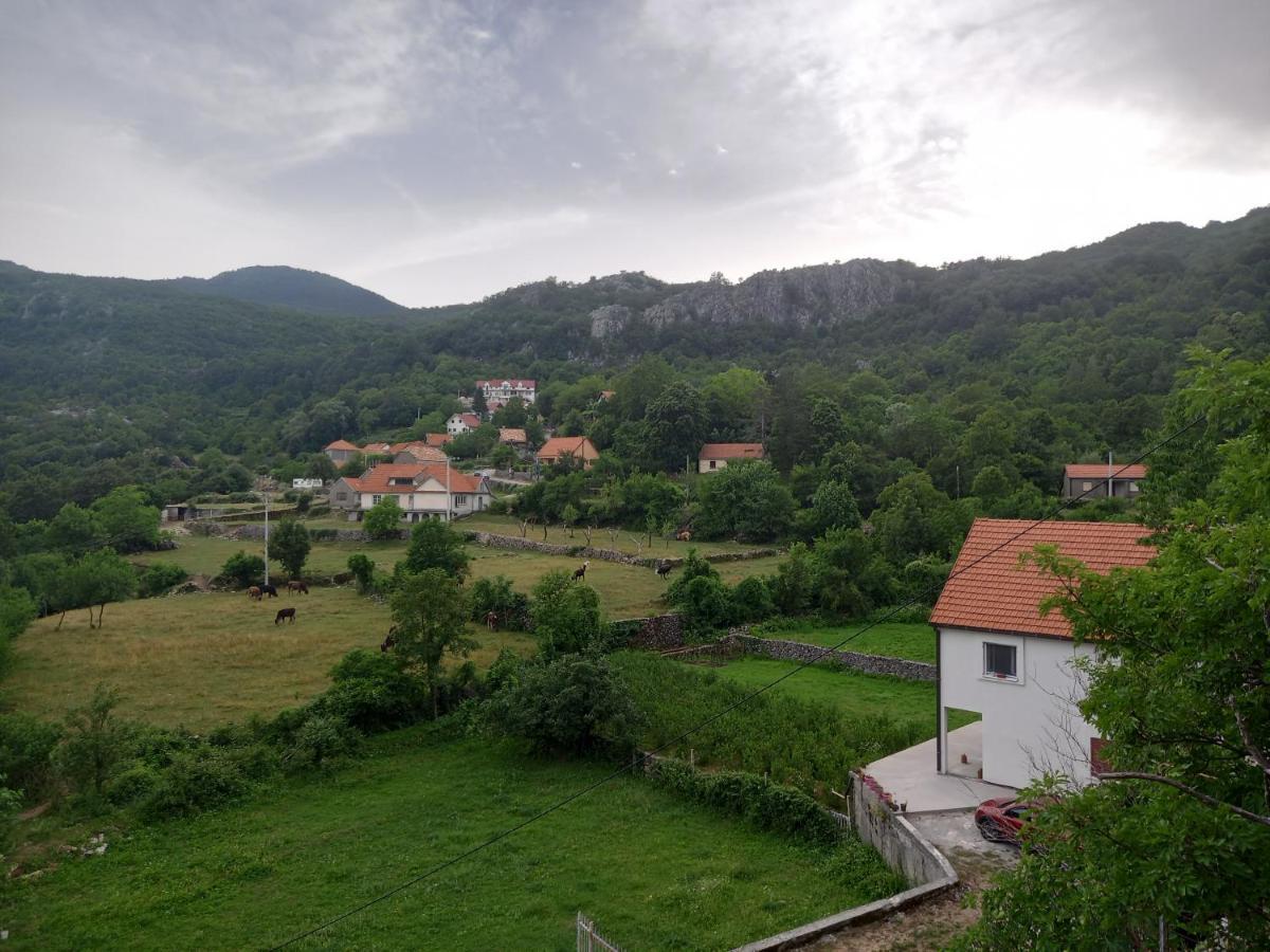 Konak Ugnji-Village Cetinje Eksteriør bilde